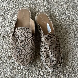 Universal Threads Cheetah Shoes